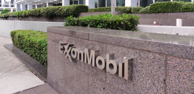 Οι νέοι στόχοι της ExxonMobil απογοήτευσαν τους επενδυτές - Εμμένει στα ορυκτά καύσιμα