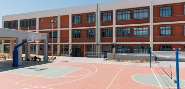 Σχολικό Κτίριο Μηδενικής Ενεργειακής Κατανάλωσης στα Γρεβενά – Δημοπράτηση τριών νέων ενεργειακών αναβαθμίσεων σχολικών μονάδων